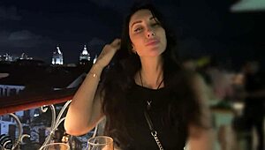 Ik Kan Niet Geloven Dat Ik een Pijpbeurt Kreeg in een Restaurant in Het Openbaar. Het Was Wild en Riskant!