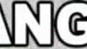 Crystal Rae가 낯선 놈이랑 차에서 뜨겁게 섹스해