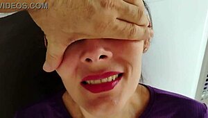 부부가 얼굴 사정 뿌려 끈적끈적 야생 돼