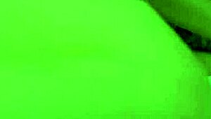 ОМГ, маћеха добила изненађујући секс у студентском дому синоћ! 😲