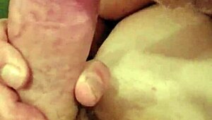 老男人在法国随便约会被口交