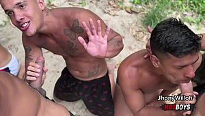 Del 2 av den ville strandfesten med venner