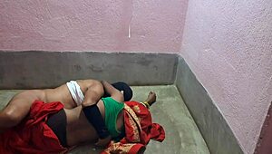 इंडियन हाउसवाइफ की सेक्सी सुहागरात घर पर गंदी हो गई