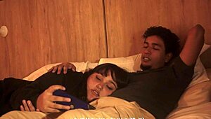 לא יכולתי להפסיק לגעת בעצמי והחלקתי את הזין שלי לפה של אחות חורגת