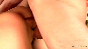 Ruivinha Katsumi Quer Dois Paus Duros pra Sexo Molhado Gemendo Alto