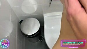 Fun buatan rumah oleh Wifebucket - gim kosong bawa ke aksi panas