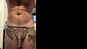 só um preview de putaria caseira suculenta com porra na barriga 😜