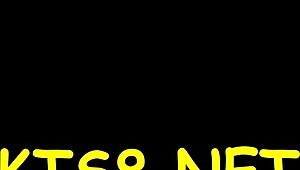 Tranny liker noen usømmelige leker! Stor kuk anal action venter!