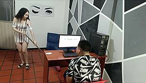 Dia tak sangka ada syarikat tapi adik tiri ada rancangan lebih panas! 🔥