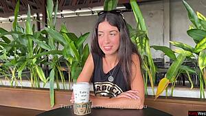 Bláznivý deň, dala som mu v Starbucks toalete s kávou z cum