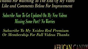 Йо видел как шаловливая латино-эбони порнозвезда ебется огурцом-дилдо в душе?