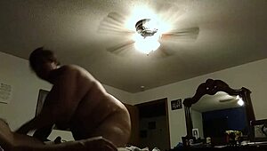 Массивные Тяжёлые Сиськи в 40 H Кубках на Кривой BBW Жене.