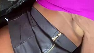 Mostrando mis curvas naturales al aire libre