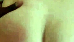 Kan hendes fisse erobre den monsterpik?