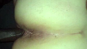 Amy van achteren neuken met grote zwarte lul!