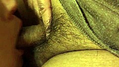 Teman wanita asia ni bagi blowjob juicy pada batang 😏💦