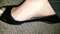 hey, ¿puedes adivinar qué hay en este show fetichista salvaje de webcam?