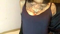 She provokes her followers and fans with sexy moves