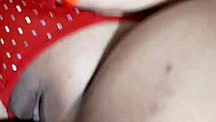 She loves inserting her toy deep in her ass 😏