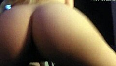 twerking slut got fingered
