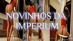 Little Girl, Go to Swing House and Party!