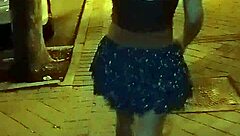 Sofía 18l Brazilka kaže pičko na javni ulici