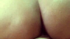 vagabundo pauzudo me arrombando toda enfiando o pau e a mao ao mesmo tempo na minha buceta adoro ser aberta