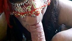 Vörös hajú amatőr szopja le és lenyeli minden cseppet