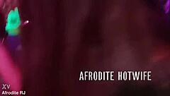 Afrodite RJ dances at the club without panties