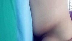 Masseur gives me a handjob during the session