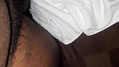 我把那个粉丝的翘臀肏得那么猛，太爽了！