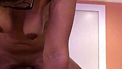 Beautiful Brunette Linda Poses and Shows Off Her Vagina