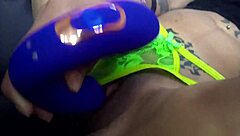 wanna see me squirt in the gym?