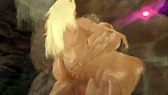 i give an erotic show as a muscular bodybuilder