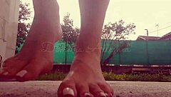 bare feet fetish display