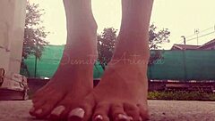 bare feet fetish display