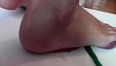 Czech girl crushes cock with her skills