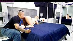 Giselle Montes and Luis Garay in Mutual Blowjob