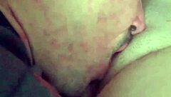 i suck the prostitute's pussy until she cums