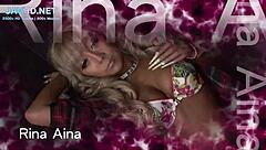 Discussing the appeal of Japanese legs in stockings from volume 53.