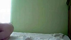 Chceš vidět dokonalý obří prsa této horký brunetky?