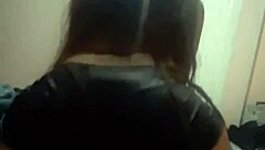 flaca hermosa shows off her stunning colombian big ass.