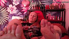 The art of teasing foot fetish edition