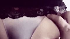 Mientras El Marido Trabaja Me Follo A La Vecina