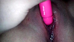 caresse amateur in detailed intimate scene