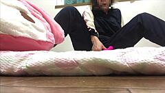 asian amateurs stroking for cum release