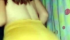 gabriela venezolana in a sensual video