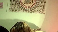 Она выдаёт злой минет с чудовищным хуем