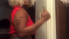 chokolatethunder features ass smothering scenes