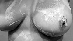 Girlfriend caught showing off her wet tits and pussy in the bath